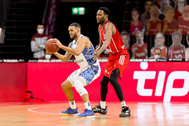 不仅如此 不仅如此