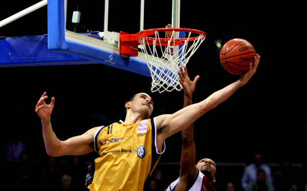 马刺小前锋 马刺小前锋