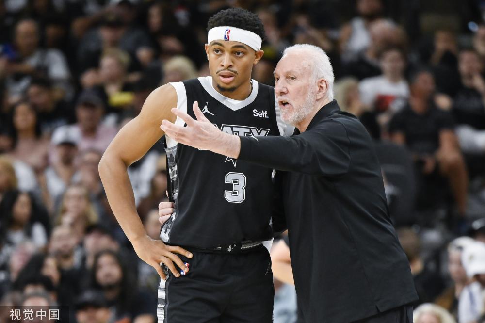 役增添了浓 役增添了浓